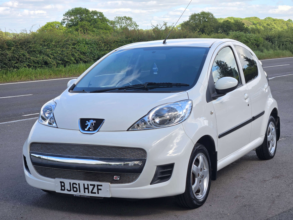 Peugeot 107 Sportium #2