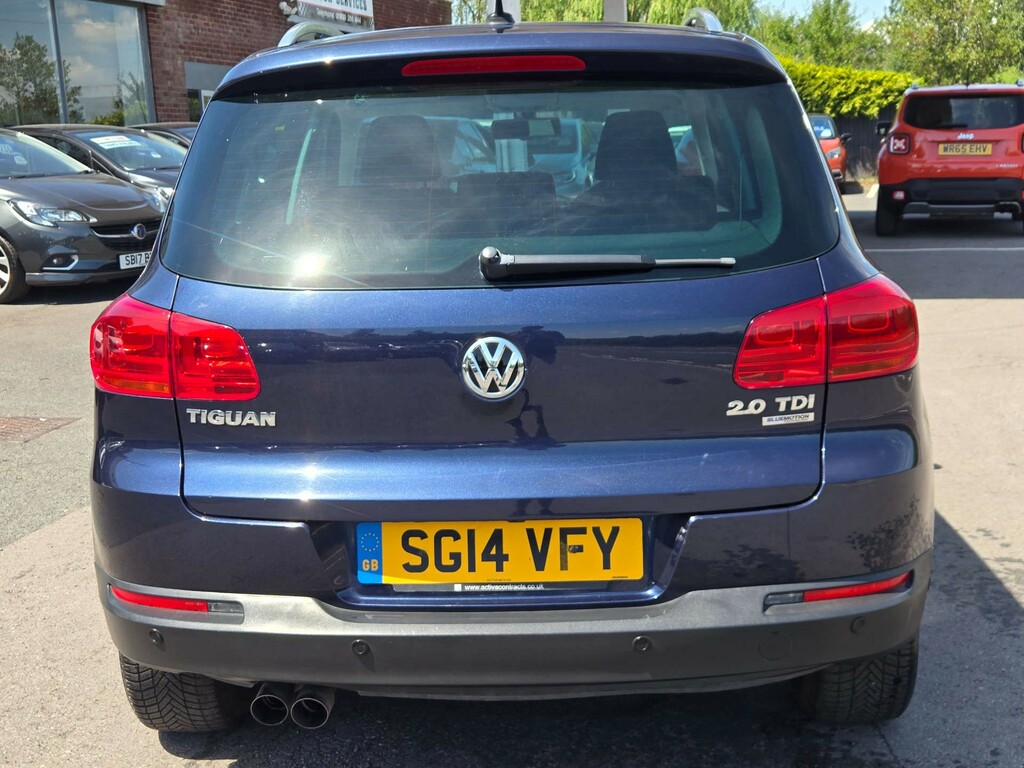 Volkswagen Tiguan Suv Black #5