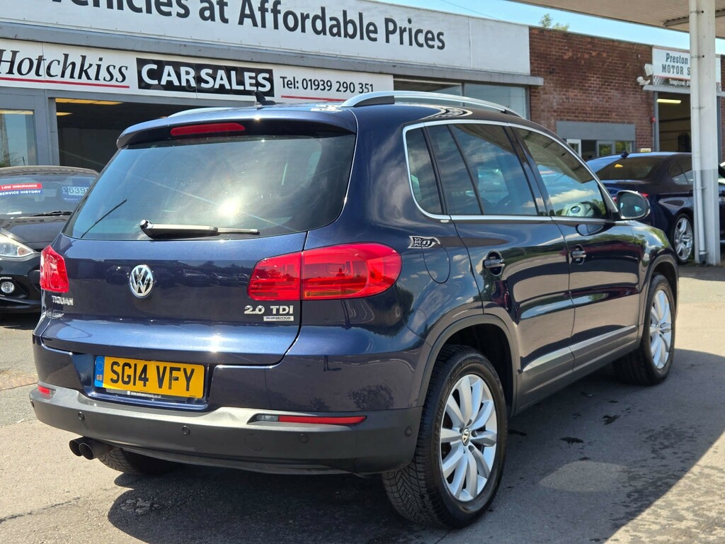 Volkswagen Tiguan Suv Black #6