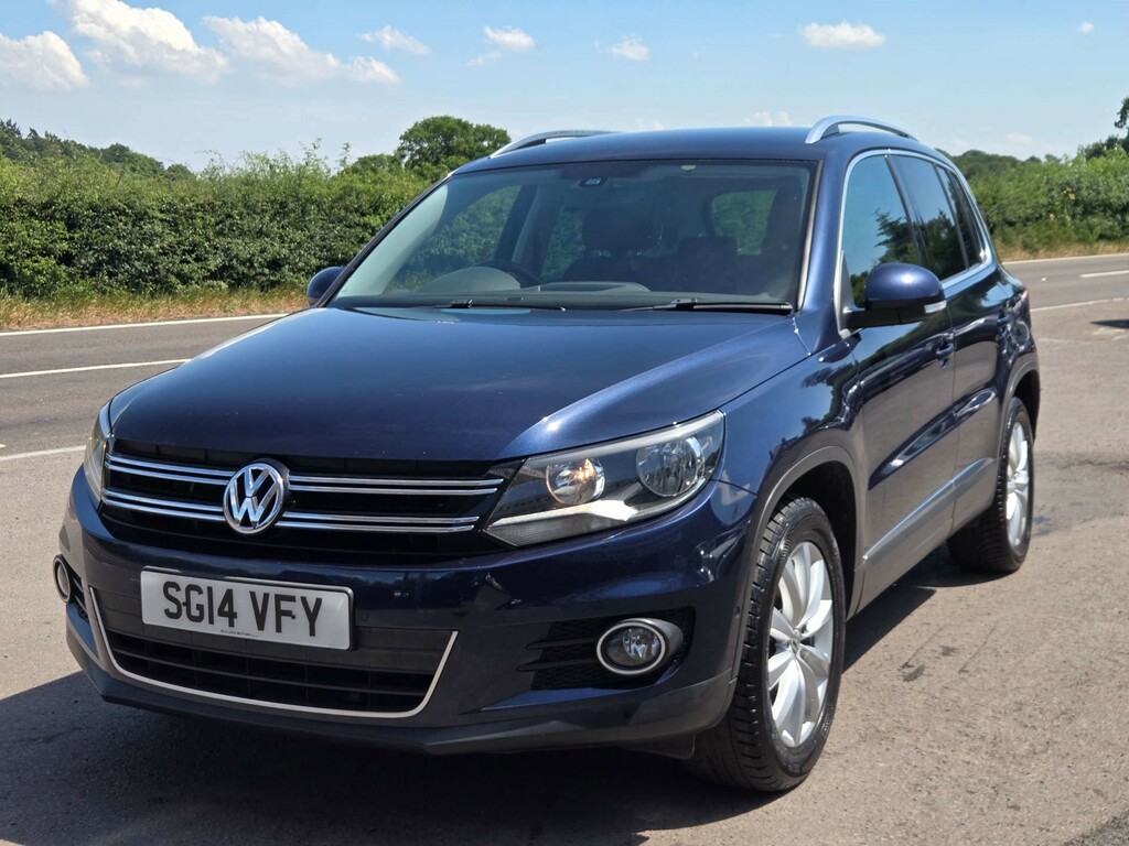 Volkswagen Tiguan Suv Black #11