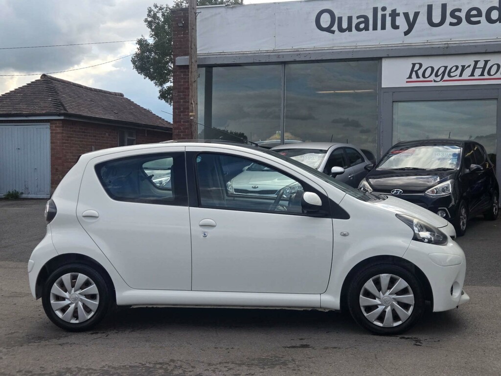 Toyota Aygo 1L X-cite Orange #7