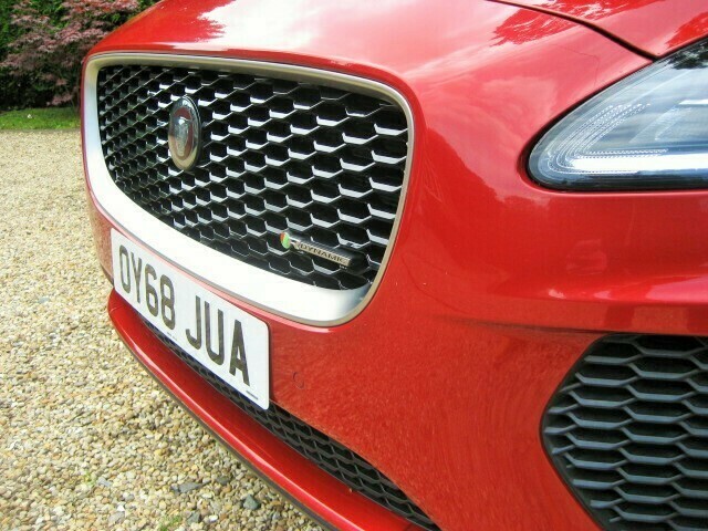 Jaguar E-Pace R-dynamic Hse 4Wd Red #6