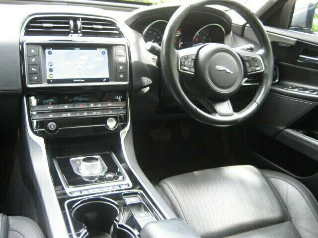Jaguar XE 2L Portfolio Brown #14