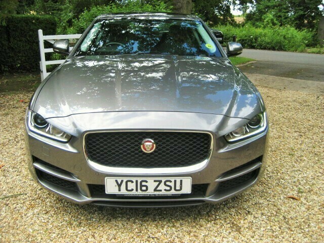 Jaguar XE 2.0D Portfolio Grey