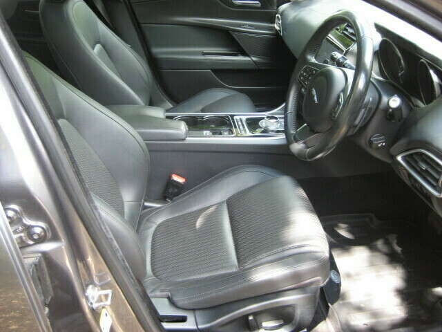 Jaguar XE 2L Portfolio Brown #19