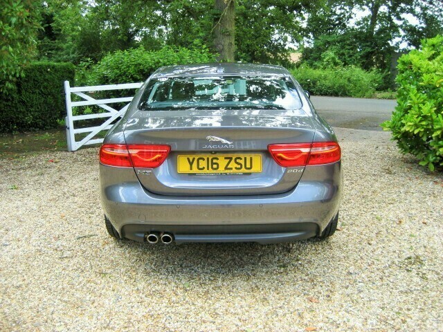 Jaguar XE 2L Portfolio Brown #30