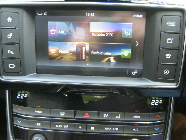 Jaguar XE 2L Portfolio Brown #26