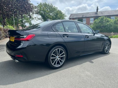 BMW 3 Series 318D Sport YJ69TEH Black #5