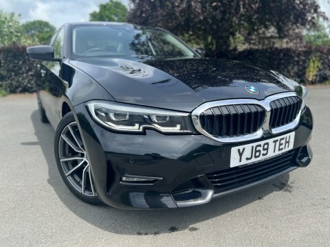 BMW 3 Series 318D Sport YJ69TEH Black #3