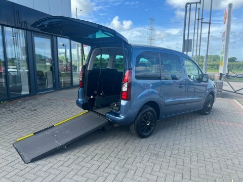 Citroen Berlingo Multispace 1.6 Bluehdi WA17DRZ Blue #2