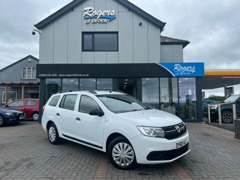 Dacia Logan Essential 1.0 Tce White #3