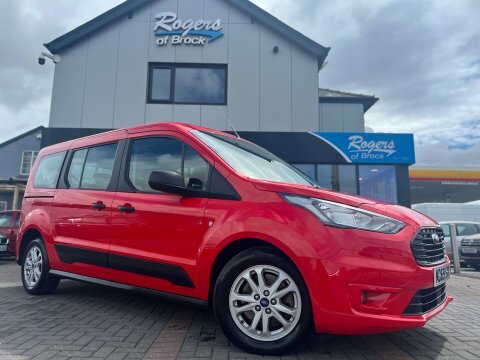 Ford Grand Tourneo Connect Zetec 1.5 Tdci Red #2