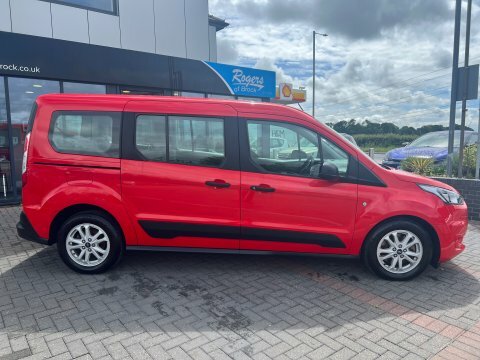 Ford Grand Tourneo Connect Zetec 1.5 Tdci Red #5