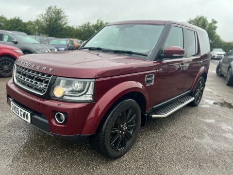 Land Rover Discovery Sdv6 Se Red #4