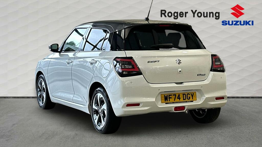 Suzuki Swift 1.2 Mhev Ultra White #2