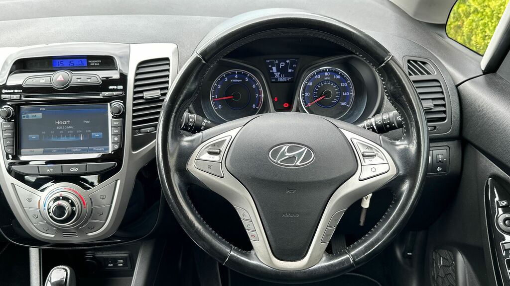 Hyundai Ix20  Red #14