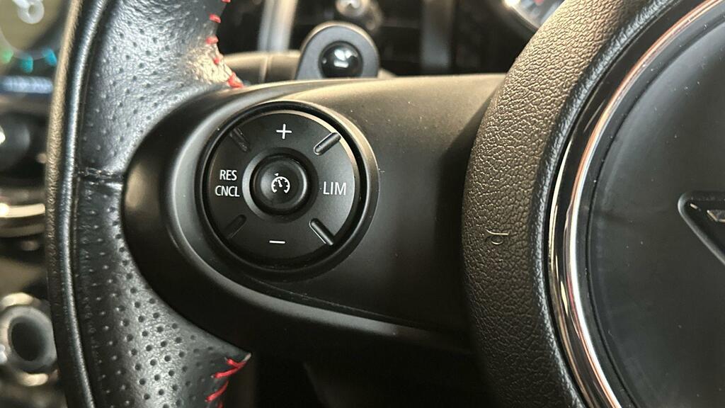 Mini Hatch 1.5 Cooper Chili Pack White #15