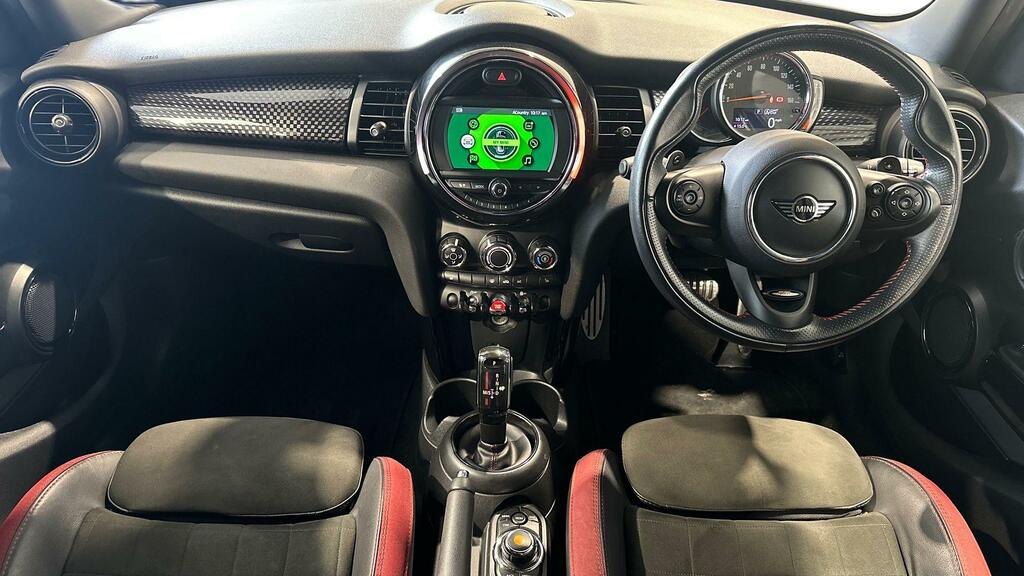 Mini Hatch 1.5 Cooper Chili Pack White #9