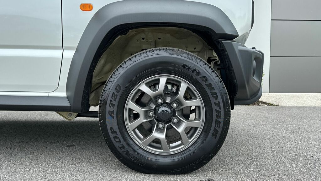 Suzuki Jimny 1.5L Null Black #8