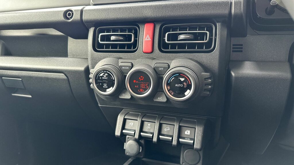 Suzuki Jimny 1.5L Null Black #12
