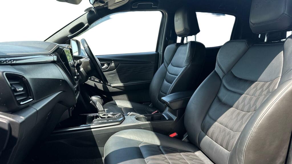 Isuzu D-Max V-cross Steel Edition WJ25AMK Grey #3