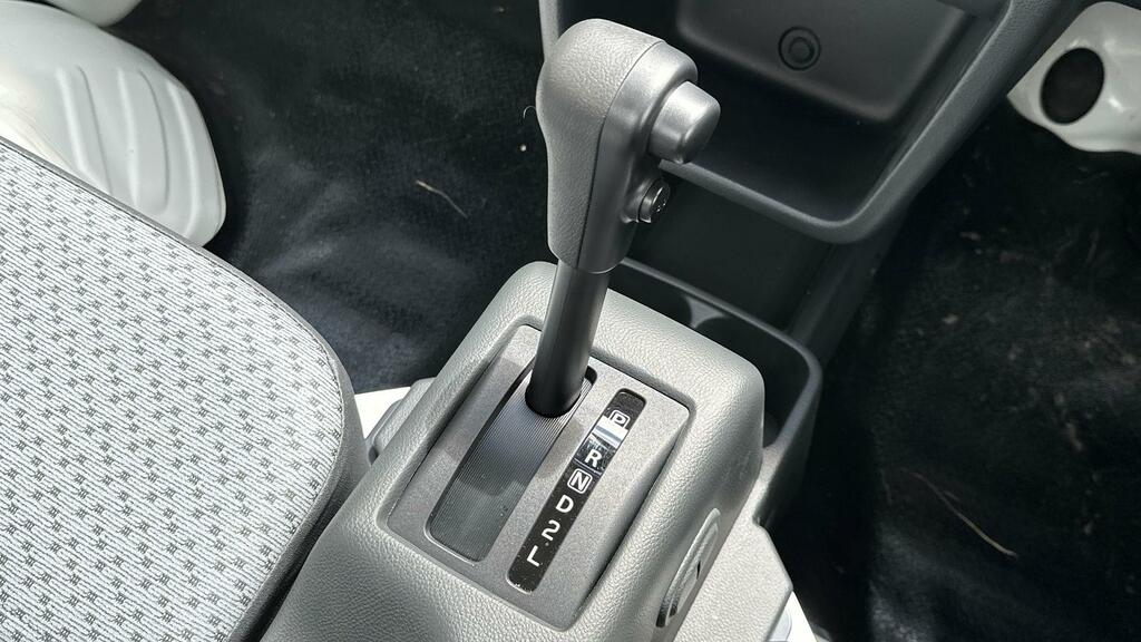 Suzuki Carry 4X4 Manuel White #13