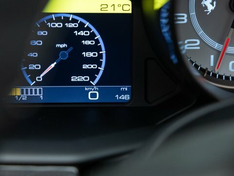 Ferrari 458 Speciale Aperta White #29