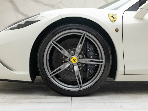 Ferrari 458 Speciale Aperta White #41