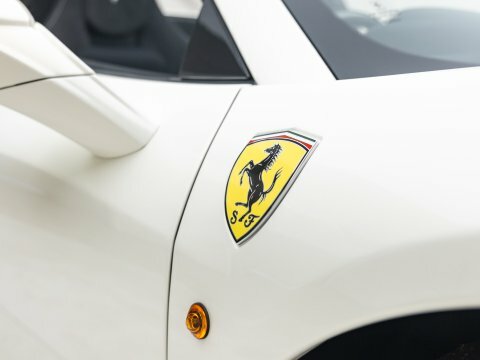 Ferrari 458 Speciale Aperta White #45