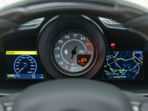 Ferrari 458 Speciale Aperta White #28
