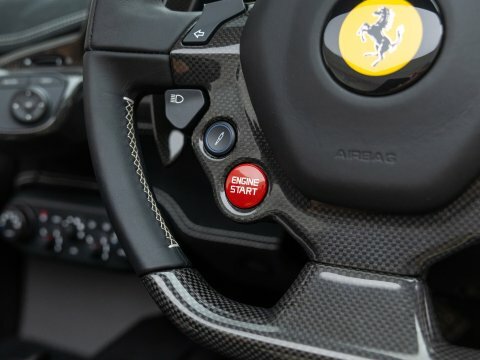 Ferrari 458 Speciale Aperta White #31