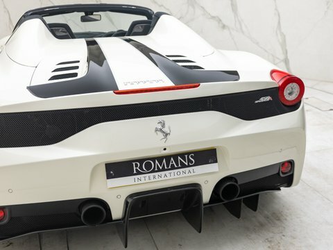 Ferrari 458 Speciale Aperta White #43