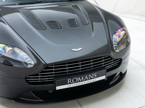 Aston Martin Vantage V12 Roadster Grey #39