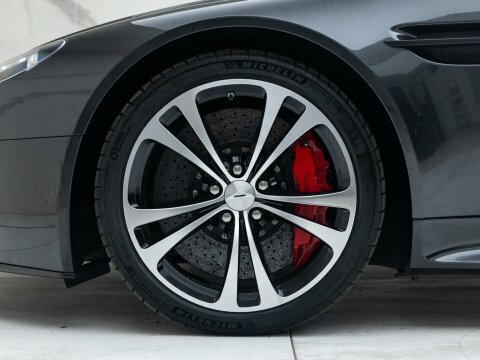 Aston Martin Vantage V12 Roadster Grey #38