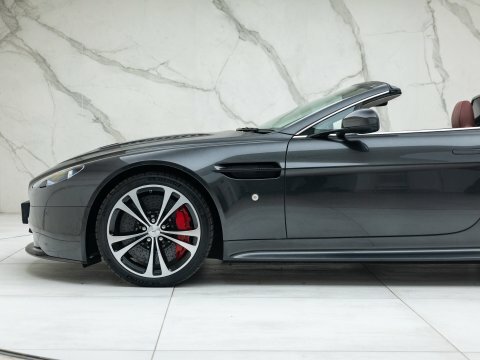 Aston Martin Vantage V12 Roadster Grey #54
