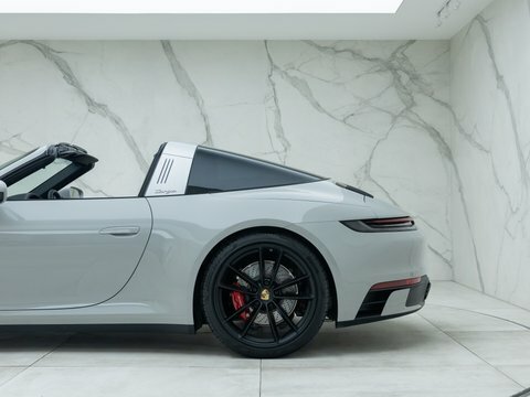 Porsche 911 Carrera 4S 2021 Blue #33