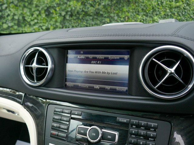 Mercedes-Benz SL Class Silver #19