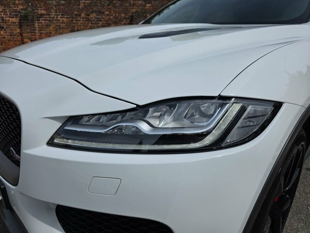 Jaguar F-Pace 2.0D 180 Chequered Flag Awd Estate Grey #19