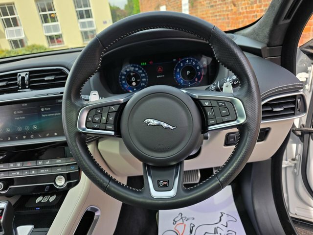 Jaguar F-Pace 2.0D 180 Chequered Flag Awd Estate Grey #33
