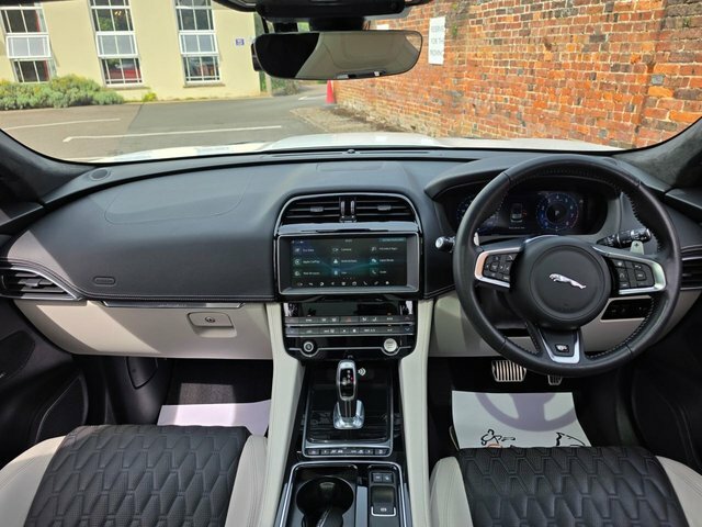 Jaguar F-Pace 2.0D 180 Chequered Flag Awd Estate Grey #36
