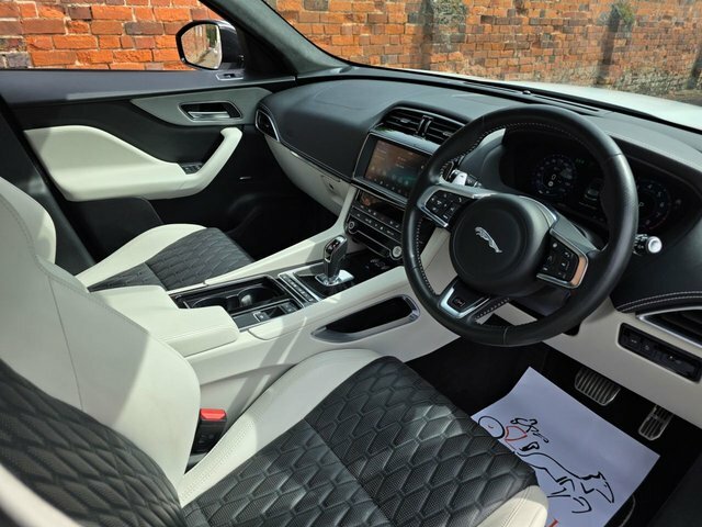 Jaguar F-Pace 5.0 V8 Svr Suv Quickshift Awd Euro 6 S White #6