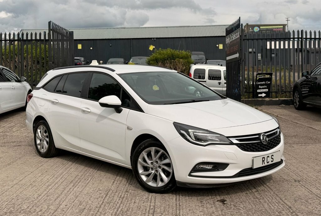 Vauxhall Astra 1.6L Design White
