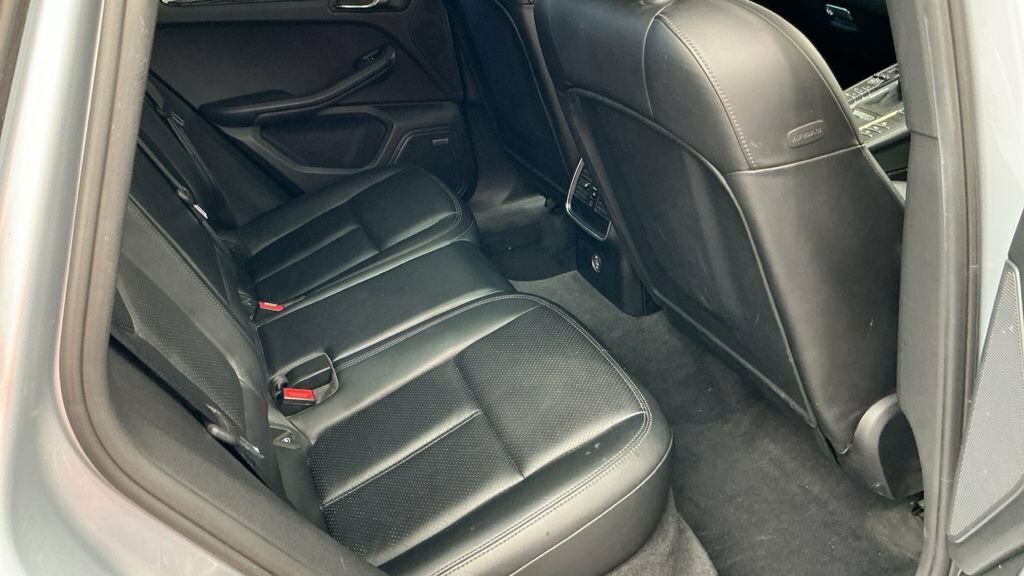 Porsche Macan Turbo Pdk Grey #8