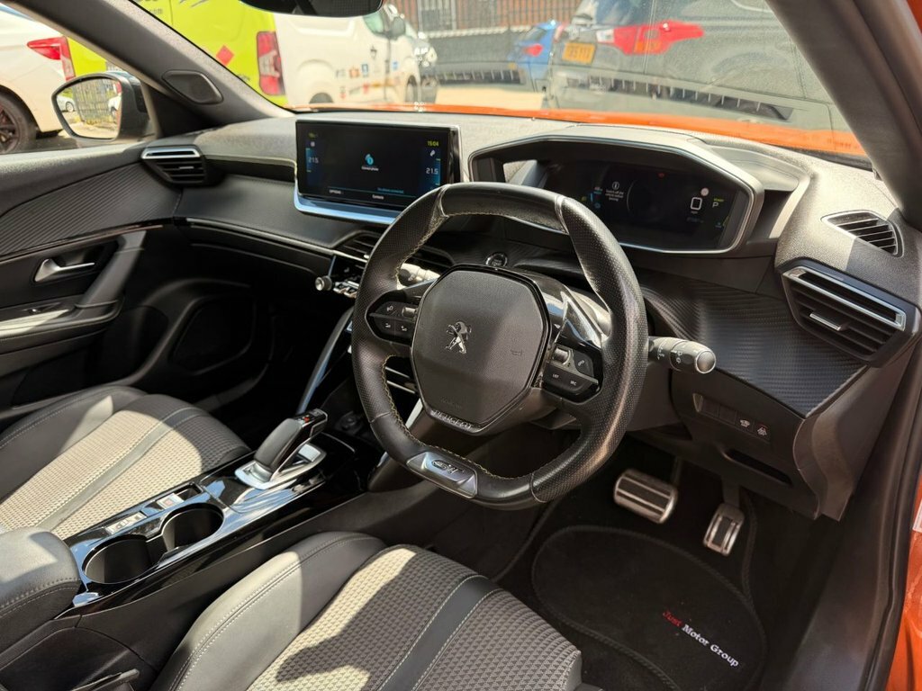 Peugeot e-2008 2008 Gt Line Ev Orange #6