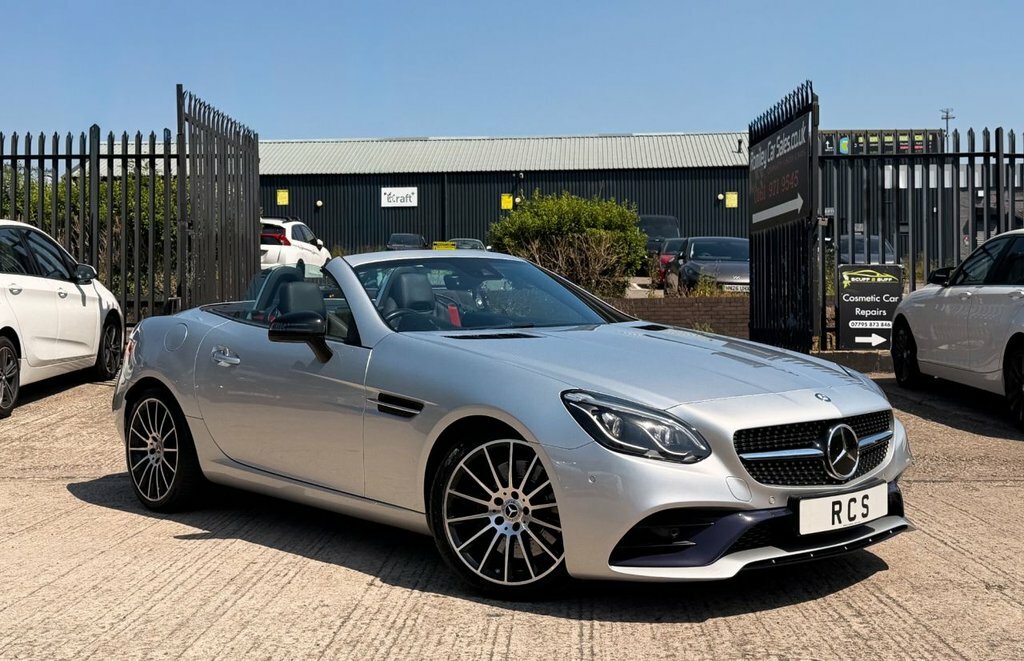 Mercedes-Benz SLC 2L Amg Line Silver