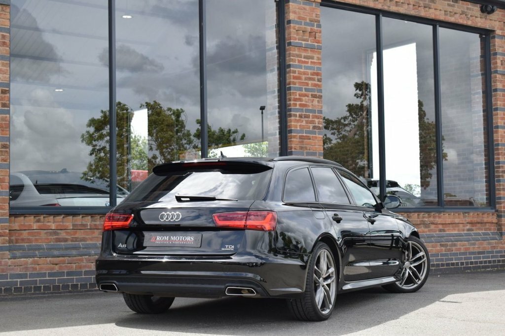 Audi A6 Avant 2L Black Edition Black #2