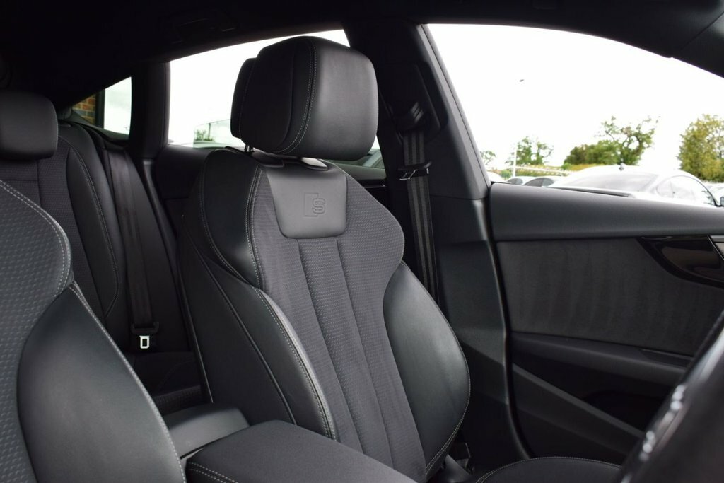 Audi A5 2L Black Edition Blue #4