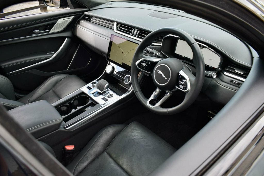 Jaguar XF 2L R-dynamic Hse Black Green #3