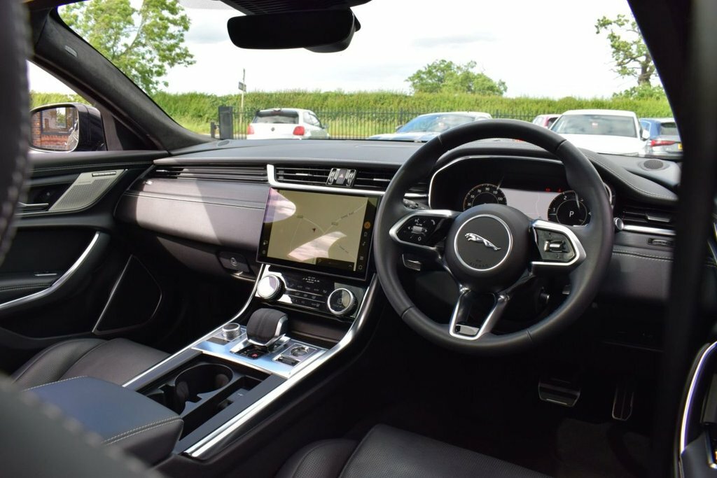 Jaguar XF D200 R-dynamic Se Black Grey #23