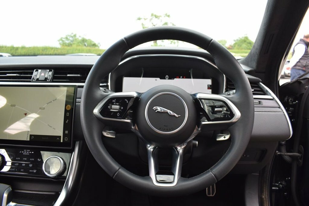 Jaguar XF D200 R-dynamic Se Black Grey #10